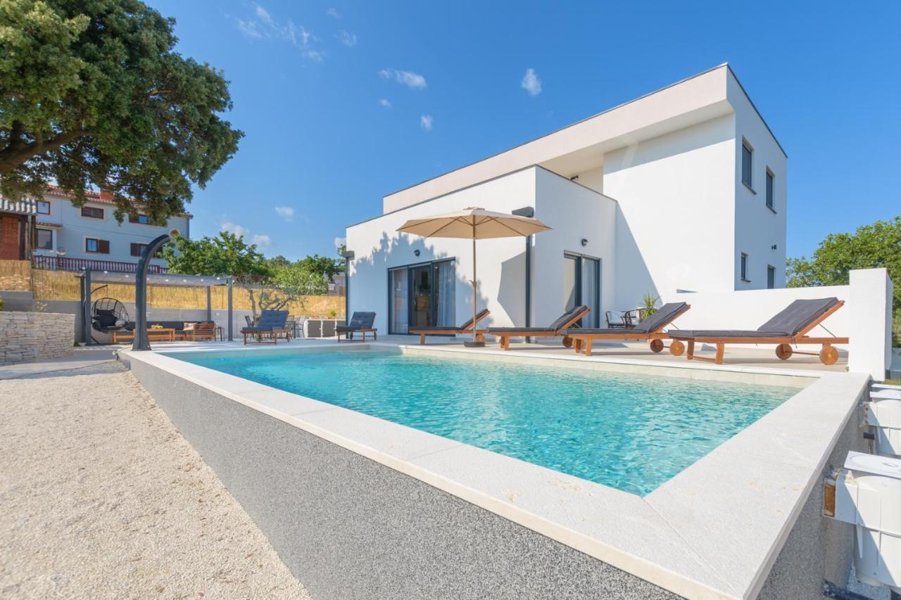 Vila Hana Pula Exterior photo
