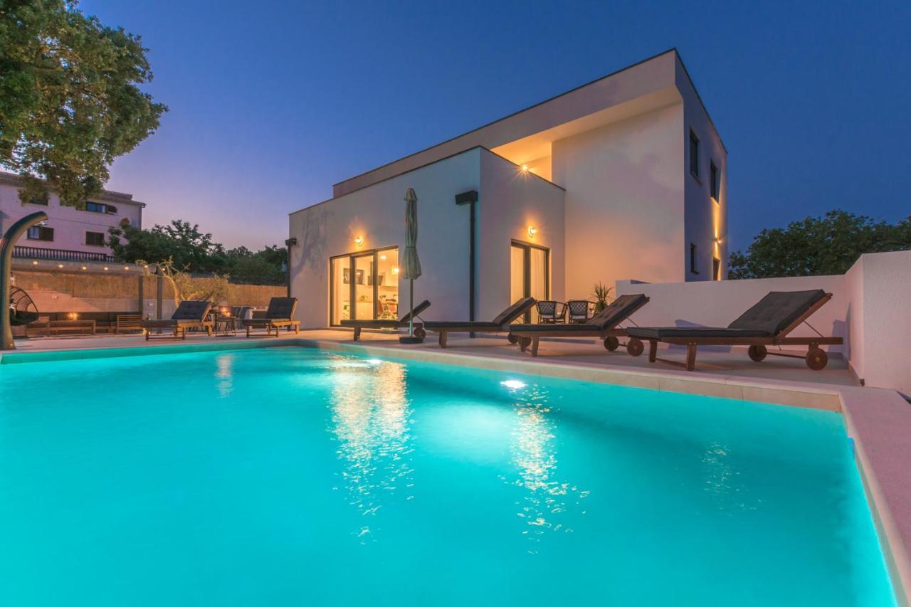 Vila Hana Pula Exterior photo